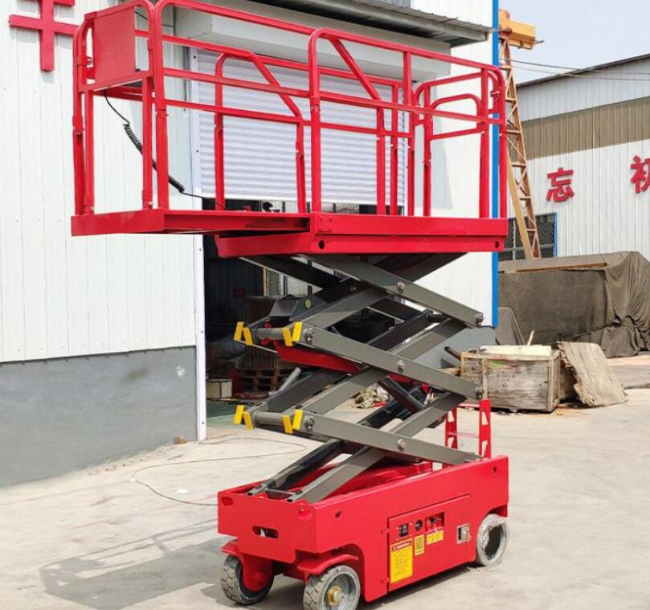 东英镇移动剪叉式升降机