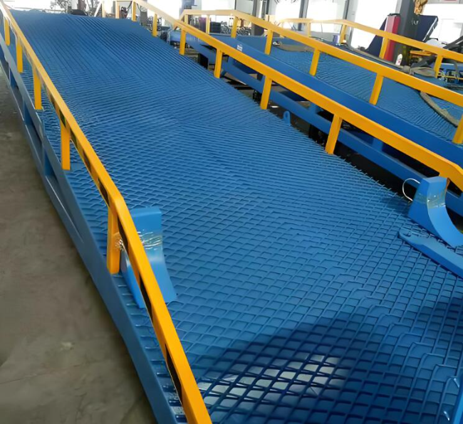 东英镇移动式液压登车桥